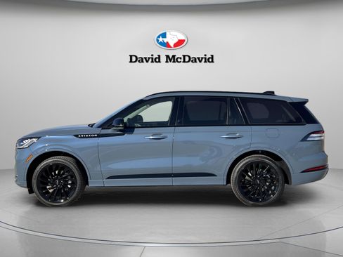 New 2026 Lincoln Aviator Reserve w/ Luxury Package image 4