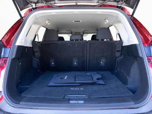 Used 2023 Nissan Rogue S FWD image 14