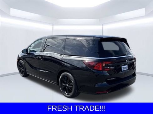 Used 2023 Honda Odyssey Sport image 5
