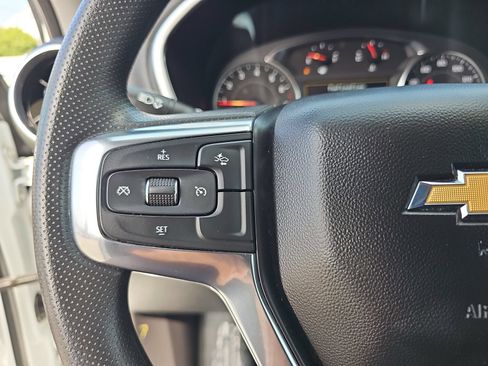 Used 2025 Chevrolet Blazer LT FWD image 16
