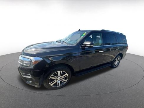 Used 2024 Ford Expedition Limited AWD/4WD image 6