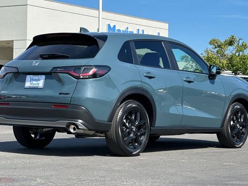 New 2025 Honda HR-V Sport image 4