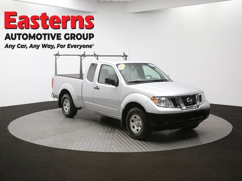 Used 2019 Nissan Frontier S image 48