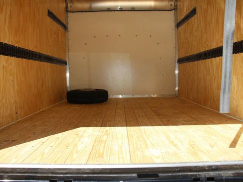 Used 2023 Mercedes-Benz Sprinter 3500 w/ Acoustic Package image 20