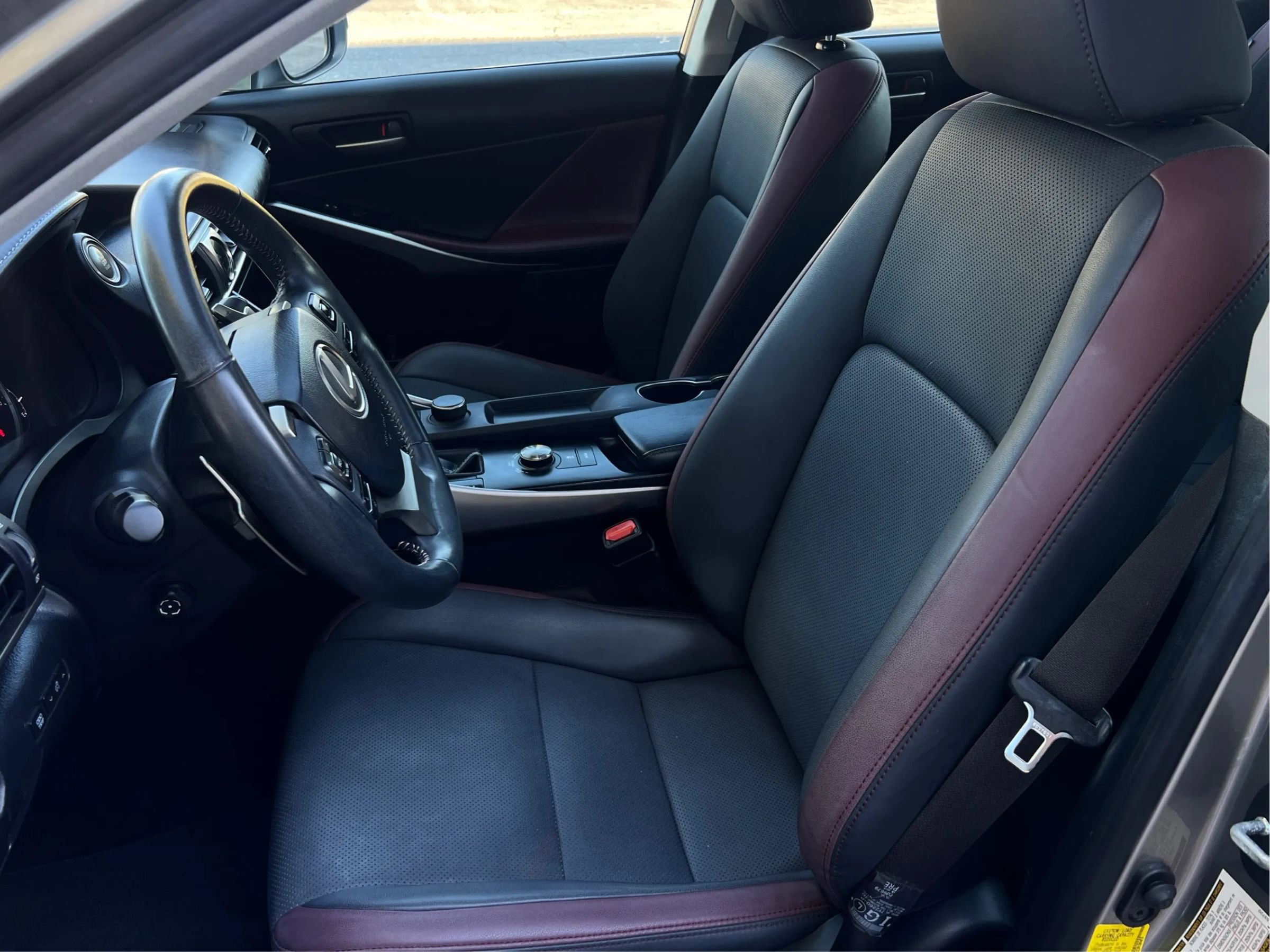 Used 2019 Lexus IS 300 w/ Premium Package RWD image 13