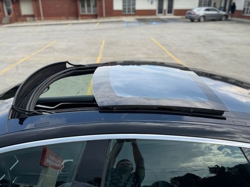 Used 2016 Tesla Model S 75D image 17