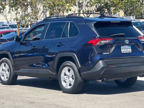 Used 2021 Toyota RAV4 XLE w/ Carpet Mat Package (TMS) AWD/4WD image 6