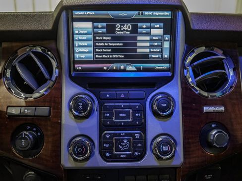 Used 2013 Ford F350 King Ranch w/ FX4 Off Road Pkg image 25