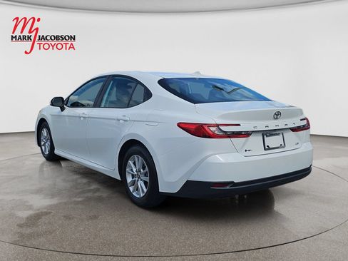 Used 2025 Toyota Camry LE FWD image 12