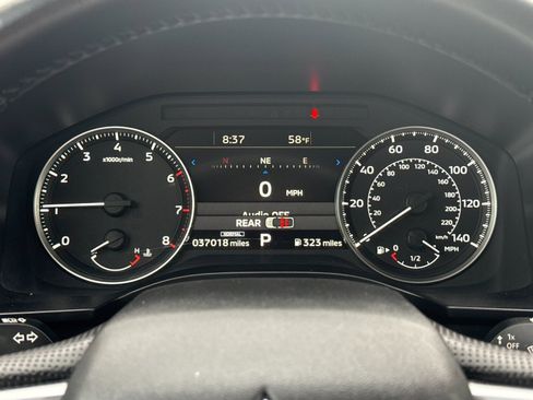 Used 2024 Mitsubishi Outlander SE Black Edition image 25