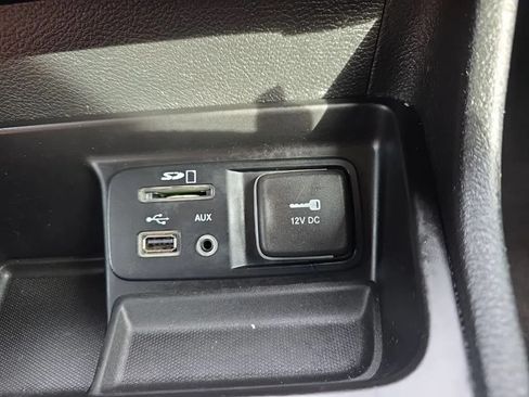 Used 2016 Jeep Cherokee Sport FWD image 26