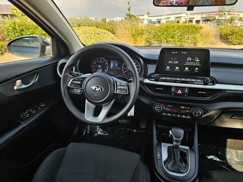 Used 2019 Kia Forte LXS FWD image 21