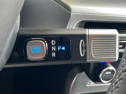 New 2026 Hyundai Ioniq 9 SEL image 23