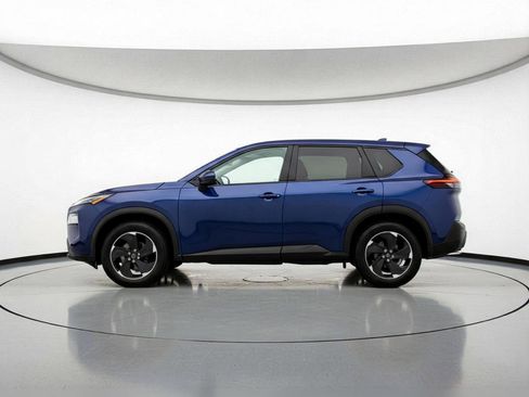 Used 2025 Nissan Rogue SV AWD/4WD image 5