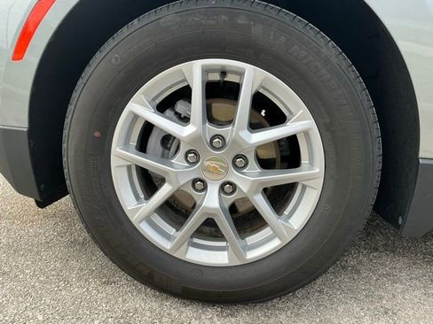 Used 2024 Chevrolet Equinox LT image 14
