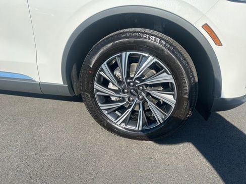 New 2026 Lincoln Aviator Premiere image 4