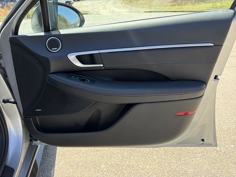 Used 2020 Hyundai Sonata Limited image 14