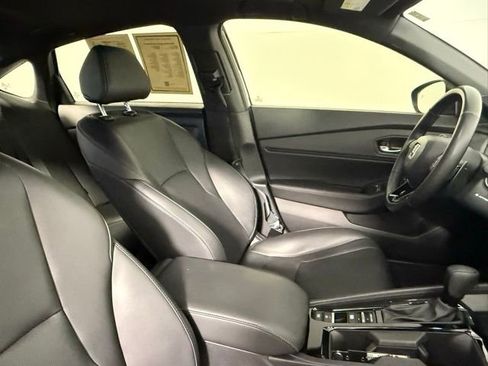 Used 2025 Honda Accord Sport image 49