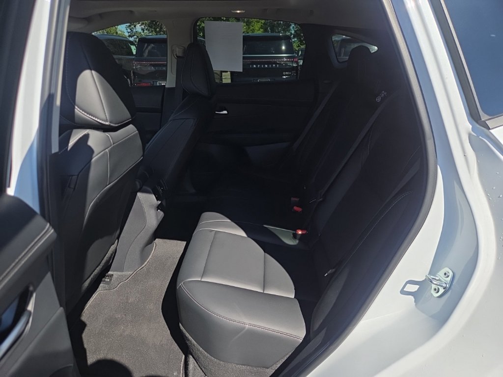 Used 2025 Nissan Murano SL w/ Cargo Package AWD/4WD image 25