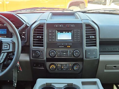 Used 2022 Ford F250 XL w/ STX Appearance Package AWD/4WD image 14