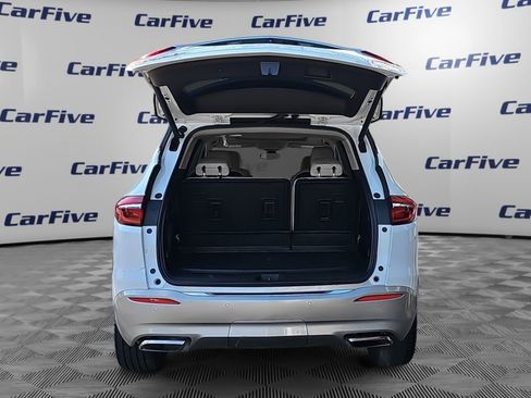 Used 2021 Buick Enclave Premium w/ Sun and Sites Package image 11