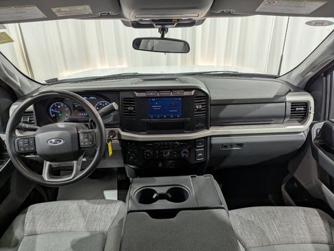 Used 2024 Ford F250 XLT image 14