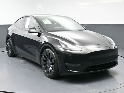 Used 2022 Tesla Model Y Performance image 2