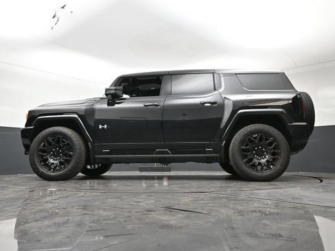 Used 2025 GMC Hummer EV 2X AWD/4WD image 25