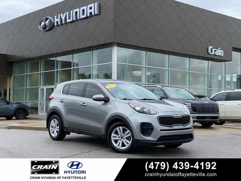 Used 2019 Kia Sportage LX FWD image 1