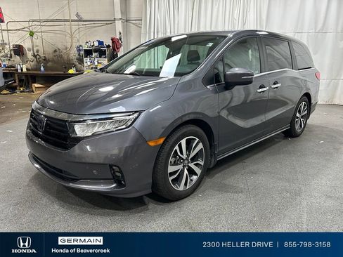 Used 2024 Honda Odyssey Touring image 4