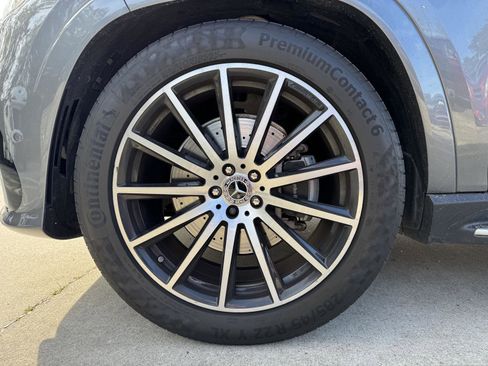 Certified 2024 Mercedes-Benz GLS 580 4MATIC image 4