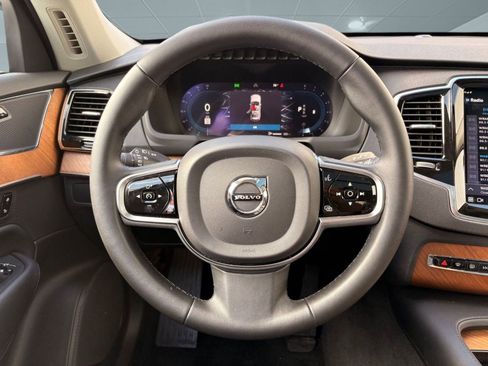 Certified 2023 Volvo XC90 B6 Plus w/ Protection Package Premier image 18