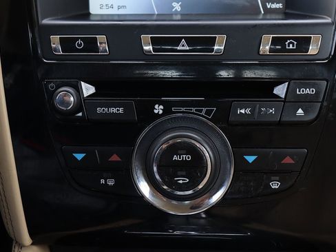 Used 2013 Jaguar XK Coupe image 29