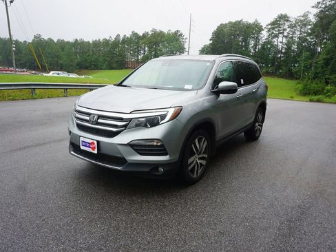 Used 2017 Honda Pilot Elite image 26