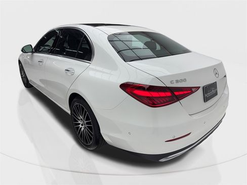 Used 2024 Mercedes-Benz C 300 Sedan image 10