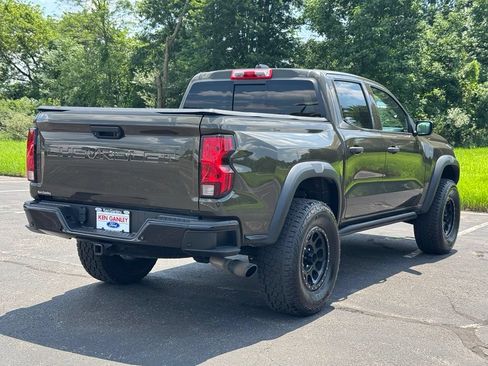 Used 2023 Chevrolet Colorado Trail Boss w/ Advanced Trailering Package AWD/4WD image 9