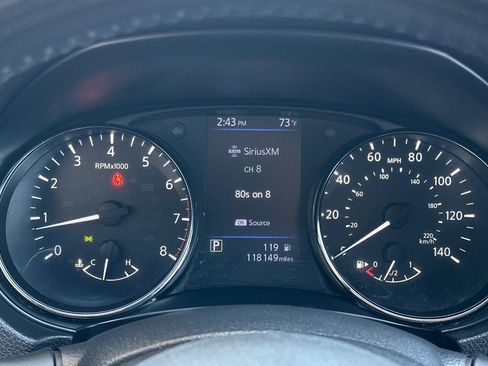 Used 2018 Nissan Rogue SL FWD image 24