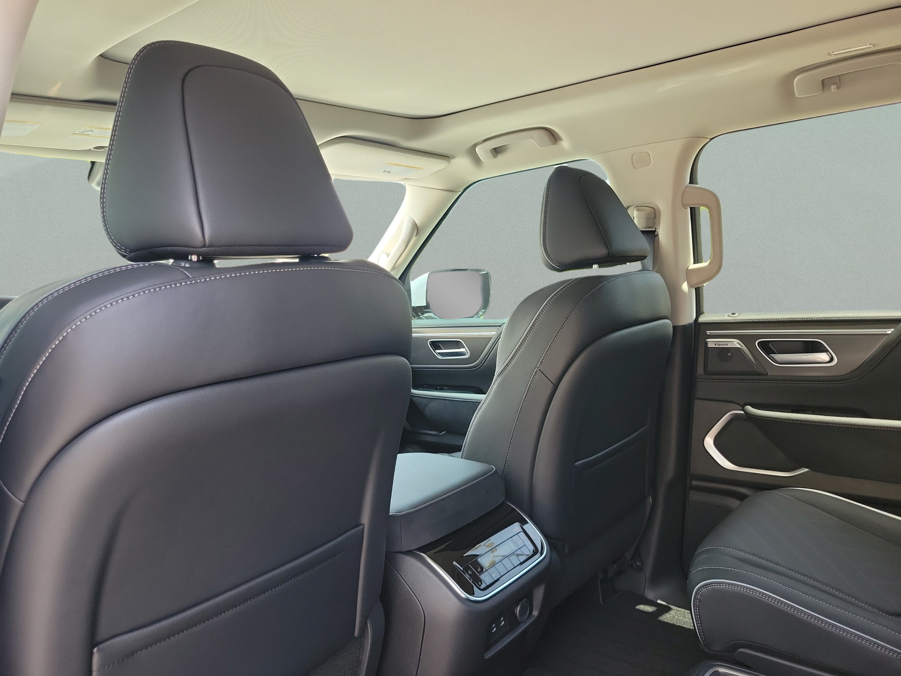 New 2027 INFINITI QX80 Luxe w/ Cargo Package RWD image 7