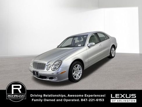 Used 2003 Mercedes-Benz E 320 Sedan image 2