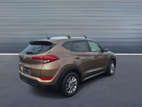 Used 2017 Hyundai Tucson SE image 3
