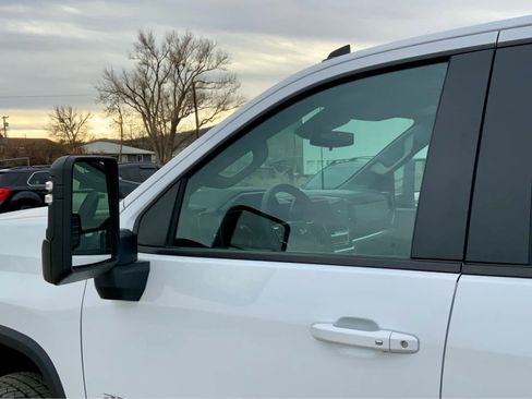 New 2026 Chevrolet Silverado 3500 LT image 11