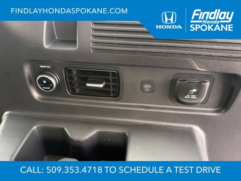 Used 2025 Hyundai Santa Fe XRT AWD/4WD image 13
