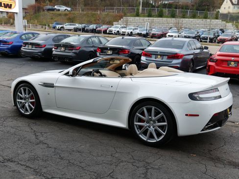 Used 2015 Aston Martin V8 Vantage S image 65