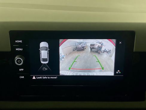 Used 2025 Volkswagen Jetta S FWD image 9