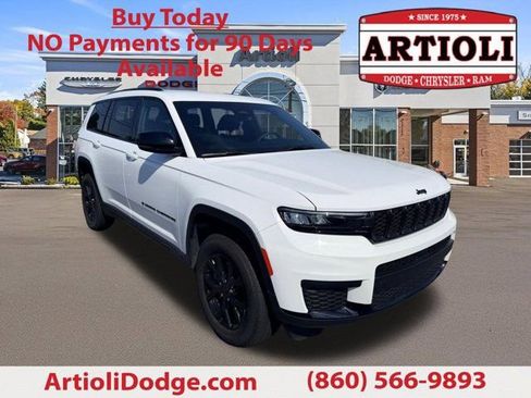 Used 2025 Jeep Grand Cherokee L Laredo AWD/4WD image 1