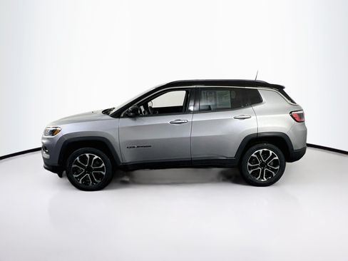 Used 2023 Jeep Compass Limited w/ Sun and Sound Group AWD/4WD image 8