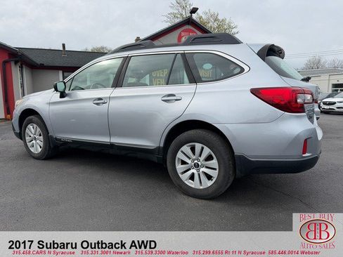 Used 2017 Subaru Outback 2.5i AWD/4WD image 9