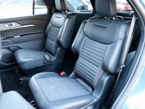 New 2026 Ford Explorer ST-Line w/ ST-Line Street Pack image 19