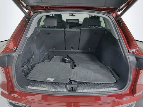 Certified 2025 Audi Q5 Prestige image 29