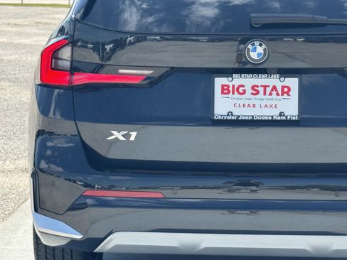 Used 2025 BMW X1 xDrive28i image 11